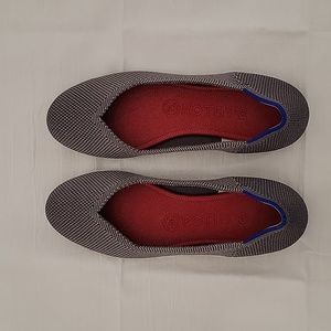 Rothy's Flat Size 7 Grey with Red Insole